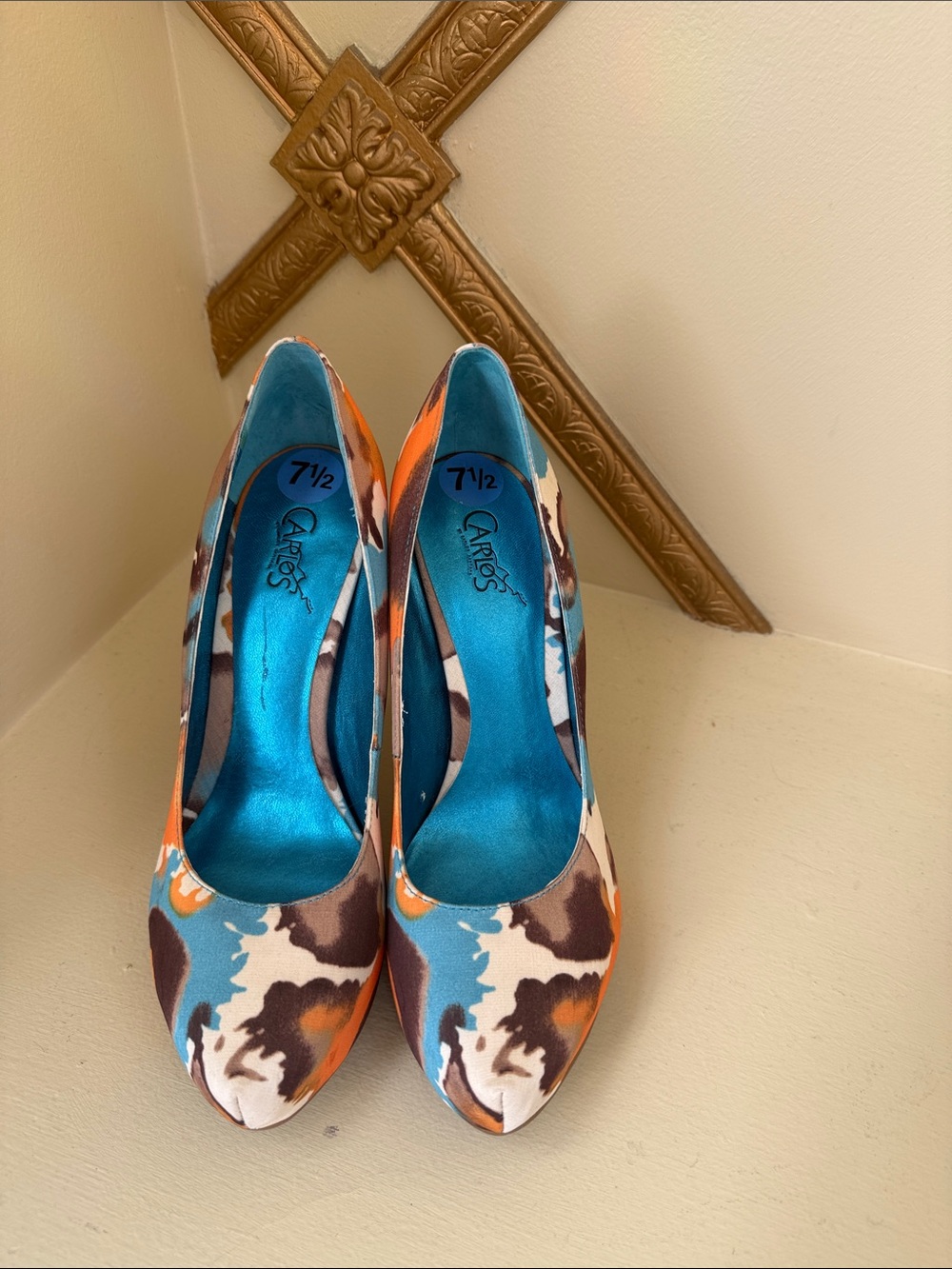 Carlos by Carlos Santana Multicolor Abstract Print Pointed-Toe Pumps